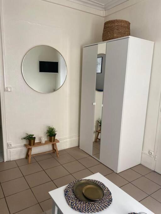 Appartement Le Penseur Studio à Orléans Extérieur photo